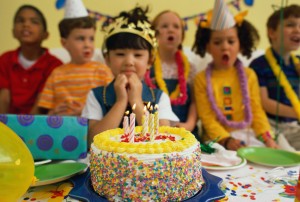 fiestas de cumpleaños tarta casera