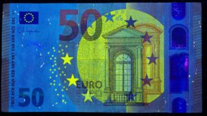 50 euros seguridad cara b